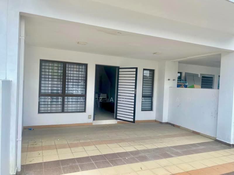 2-storey Terraced House for Sale in Seksyen U13 (Setia Alam) - Norfaizah Ahmad - Exterior - PropertyGuru.com.my