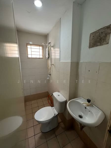 Service Residence for Sale at Casa Subang - Jennifer Tee - Bathroom - PropertyGuru.com.my