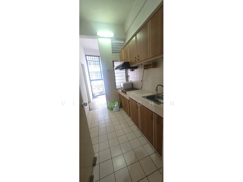 Condominium for Sale at Putra Indah Condominium - Victor Chin - Kitchen - PropertyGuru.com.my