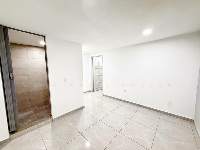 2.5-storey Terraced House for Sale in Petaling Jaya (Selangor) - Mohd Nazri Roslan - Interior - PropertyGuru.com.my