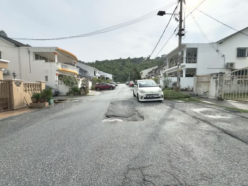 Rumah Teres 2 Tingkat untuk Dijual di Taman Mega Jaya (Ampang) - Firdaus Husin - PropertyGuru.com.my