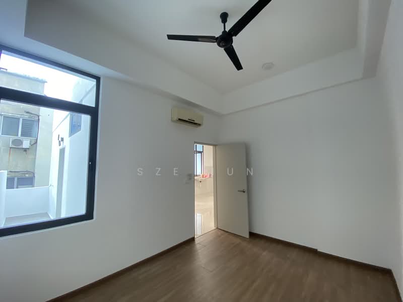 Townhouse for Rent in Kampung Sungai Kayu Ara (Petaling Jaya) - Sze Mun - PropertyGuru.com.my