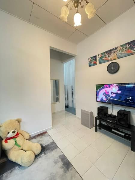 2-storey Terraced House for Sale in Bandar Seri Alam (Masai) - Mohamad Rahfi - Living Room - PropertyGuru.com.my