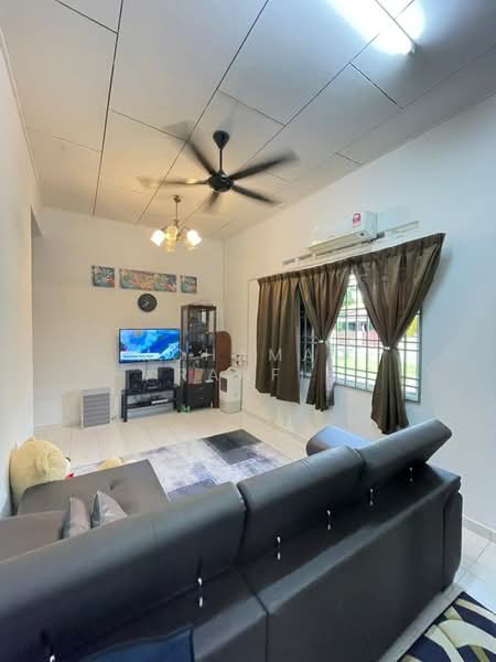 2-storey Terraced House for Sale in Bandar Seri Alam (Masai) - Mohamad Rahfi - Living Room - PropertyGuru.com.my