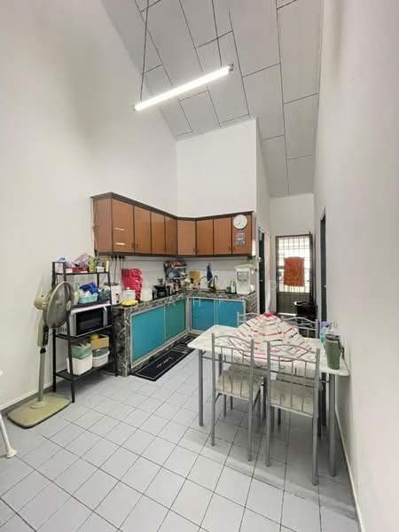 2-storey Terraced House for Sale in Bandar Seri Alam (Masai) - Mohamad Rahfi - Kitchen - PropertyGuru.com.my
