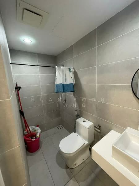 Servis Apartment untuk Disewa di The Glenz @ Glenmarie - Huan Boon Liang - Bathroom - PropertyGuru.com.my