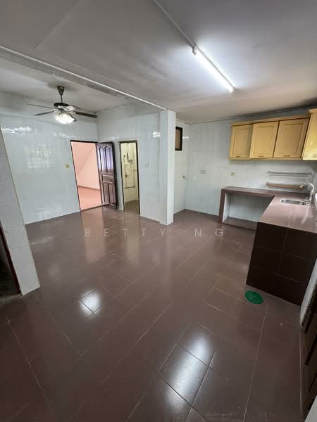 Rumah Teres 2 Tingkat untuk Dijual di Taman Saleng (Kulai) - Betty Ng - PropertyGuru.com.my