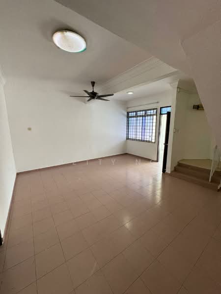 Rumah Teres 2 Tingkat untuk Dijual di Taman Saleng (Kulai) - Betty Ng - PropertyGuru.com.my
