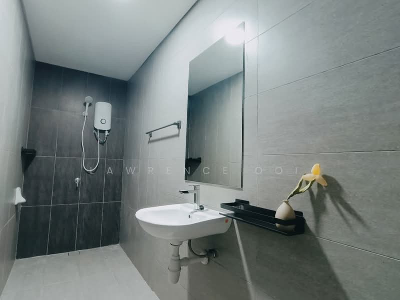 Service Residence for Rent at Lakeview Suites @ Edumetro - Lawrence Ooi - Bathroom - PropertyGuru.com.my