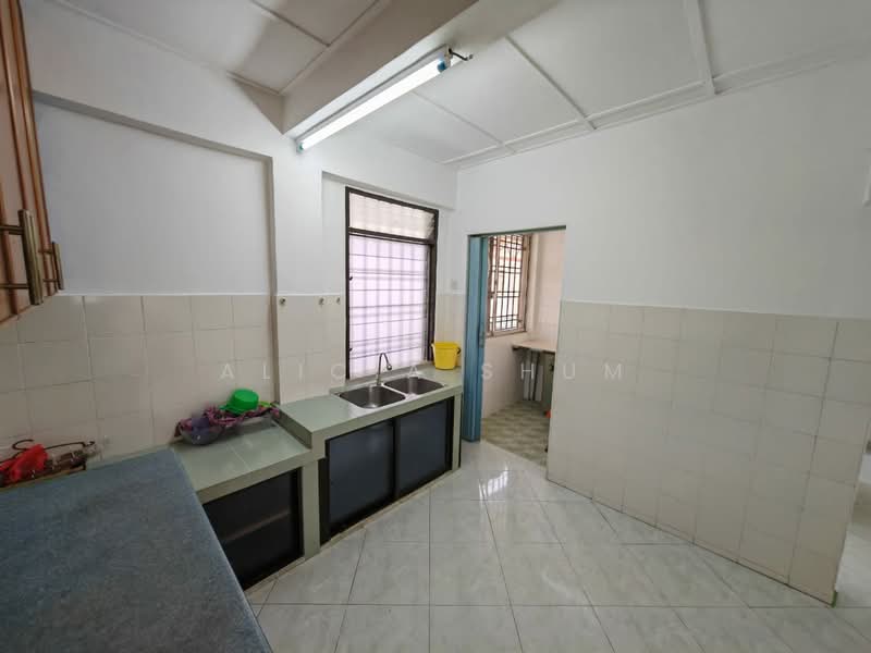 Pangsapuri untuk Dijual di Sri Bayu - Alicia Shum - Kitchen - PropertyGuru.com.my
