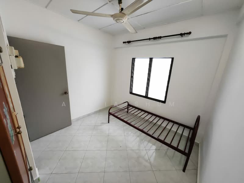 Pangsapuri untuk Dijual di Sri Bayu - Alicia Shum - Bedroom - PropertyGuru.com.my