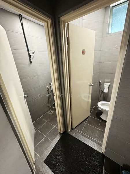 Shop / Office for Rent in Usj 10 (Subang Jaya) - SY Chan - Bathroom - PropertyGuru.com.my