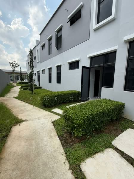Rumah Teres 2 Tingkat untuk Dijual di Taman Eco Cascadia (Tebrau) - Zack Chow - Exterior - PropertyGuru.com.my