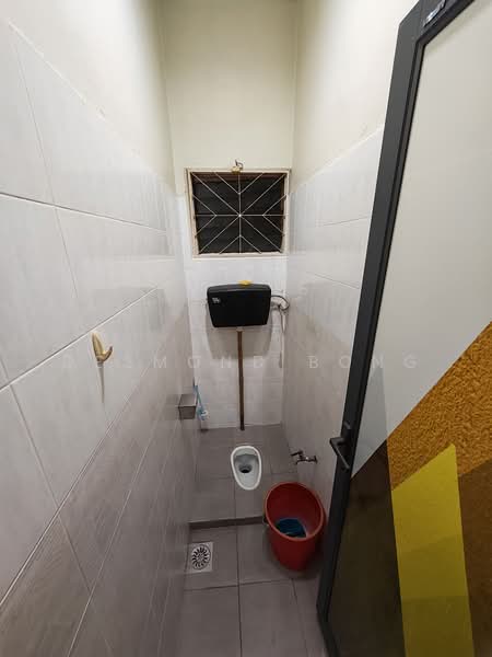 Rumah Teres 1 Tingkat untuk Dijual di Taman Johor Jaya (Johor Bahru) - Desmond Bong - Bathroom - PropertyGuru.com.my