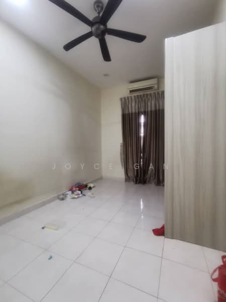 Rumah Teres 1 Tingkat untuk Disewa di Taman Mount Austin (Tebrau) - Joyce Gan - Interior - PropertyGuru.com.my