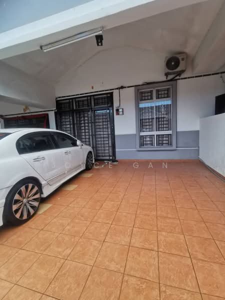Rumah Teres 1 Tingkat untuk Disewa di Taman Mount Austin (Tebrau) - Joyce Gan - Exterior - PropertyGuru.com.my
