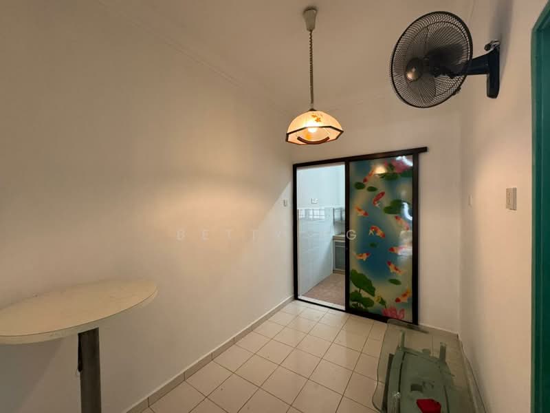 2-storey Terraced House for Sale in Taman Putri Kulai (Kulai) - Betty Ng - PropertyGuru.com.my