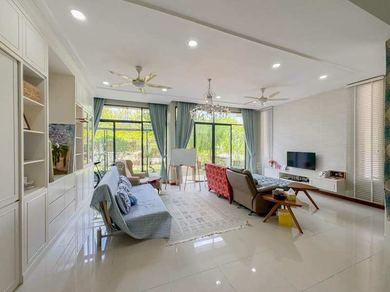 Rumah Berkembar untuk Dijual di Seri Kembangan (Selangor) - Iqbal Rafei - Living Room - PropertyGuru.com.my