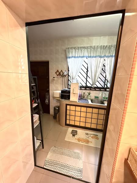 Rumah Teres 2 Tingkat untuk Dijual di Taman Universiti (Skudai) - Mars Hoe - Kitchen - PropertyGuru.com.my