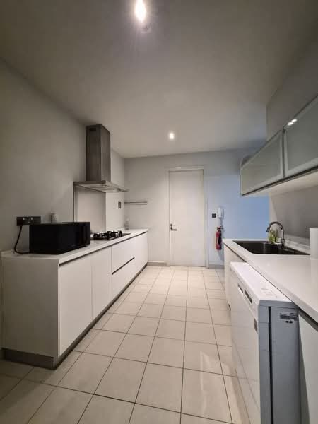 Kondominium untuk Disewa di Dedaun Condominium - Izza Is - PropertyGuru.com.my