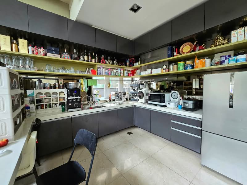 Bungalow for Sale in Country Heights Damansara (Kuala Lumpur) - ChaoLim . - Kitchen - PropertyGuru.com.my