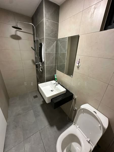 Service Residence for Rent at AraTre' Residences - Serena Lee - Bathroom - PropertyGuru.com.my