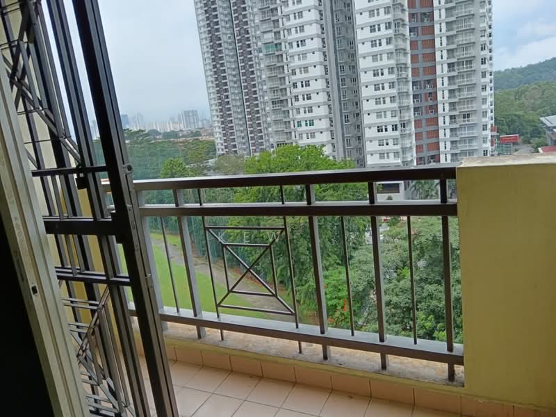 Kondominium untuk Disewa di Pelangi Damansara - Kew . - Balcony - PropertyGuru.com.my