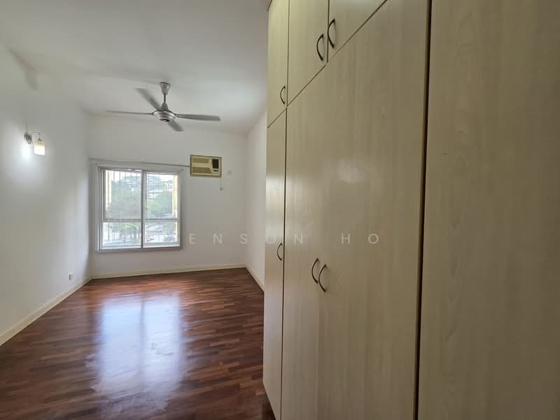 Kondominium untuk Dijual di Seri Maya Condominium - Kenson Ho - Bedroom - PropertyGuru.com.my