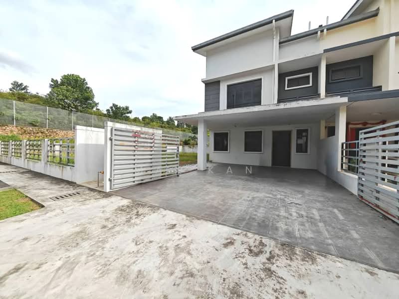 Cluster House for Sale in Taman JP Perdana (Johor Bahru) - Max Kan - Exterior - PropertyGuru.com.my