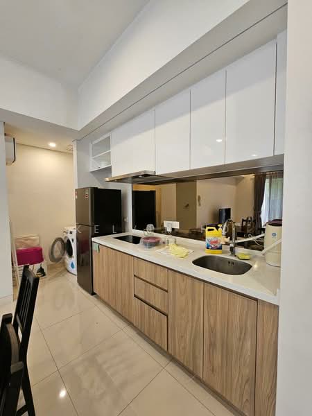 Servis Apartment untuk Disewa di Radia Residences - Kelvin Ho - Kitchen - PropertyGuru.com.my