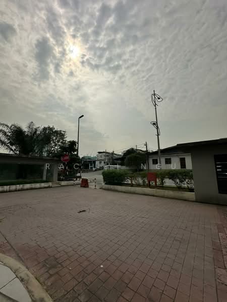 Shop / Office for Rent in Kampung Sungai Kayu Ara (Petaling Jaya) - Rachel Ngu - Exterior - PropertyGuru.com.my