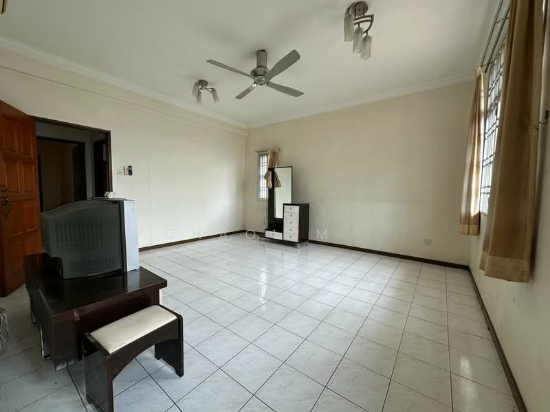 2-storey Terraced House for Sale in Bandar Mahkota Cheras (Cheras) - ChaoLim . - Living Room - PropertyGuru.com.my