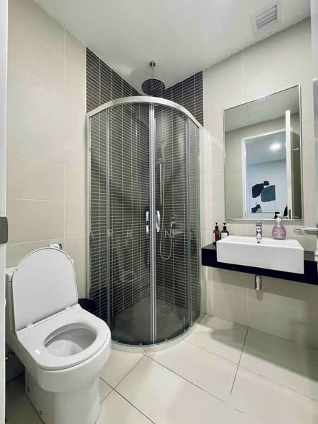 Service Residence for Sale at The Sentral Suites - Darren Lim - Bathroom - PropertyGuru.com.my