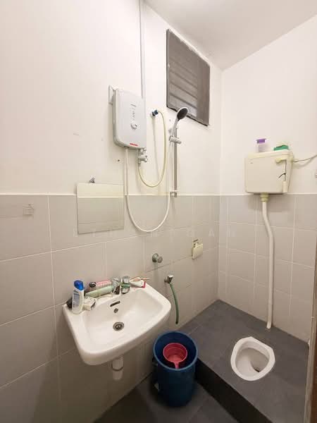 Rumah Teres untuk Dijual di Austin (Johor Bahru) - Ethan Gan - Bathroom - PropertyGuru.com.my