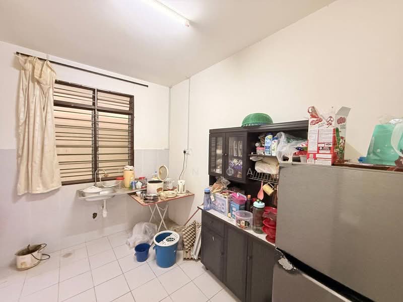 Rumah Teres untuk Dijual di Austin (Johor Bahru) - Ethan Gan - Kitchen - PropertyGuru.com.my