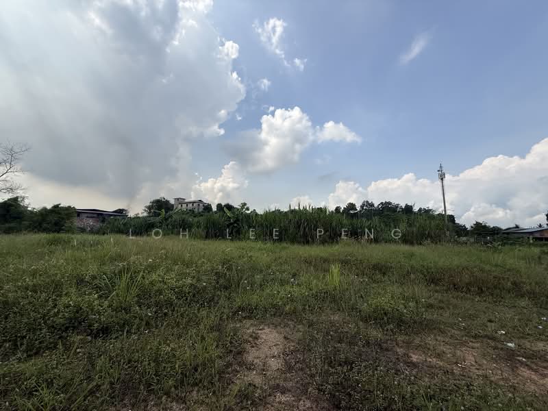 Agricultural Land for Sale in Taman Bukit Kempas (Tampoi) - Loh Lee Peng - Exterior - PropertyGuru.com.my