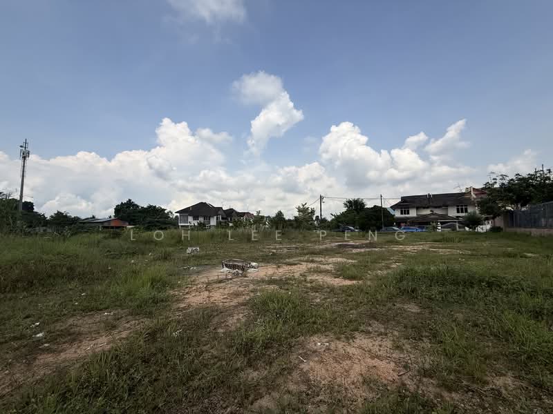 Agricultural Land for Sale in Taman Bukit Kempas (Tampoi) - Loh Lee Peng - Exterior - PropertyGuru.com.my