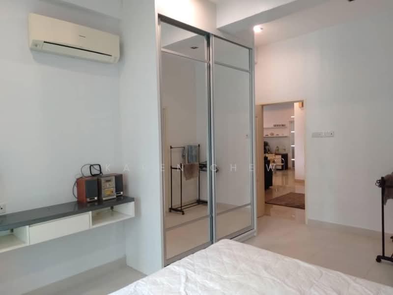 Condominium for Sale at I-Regency Condominium (Ideal Regency) - Karen Chew - Bedroom - PropertyGuru.com.my