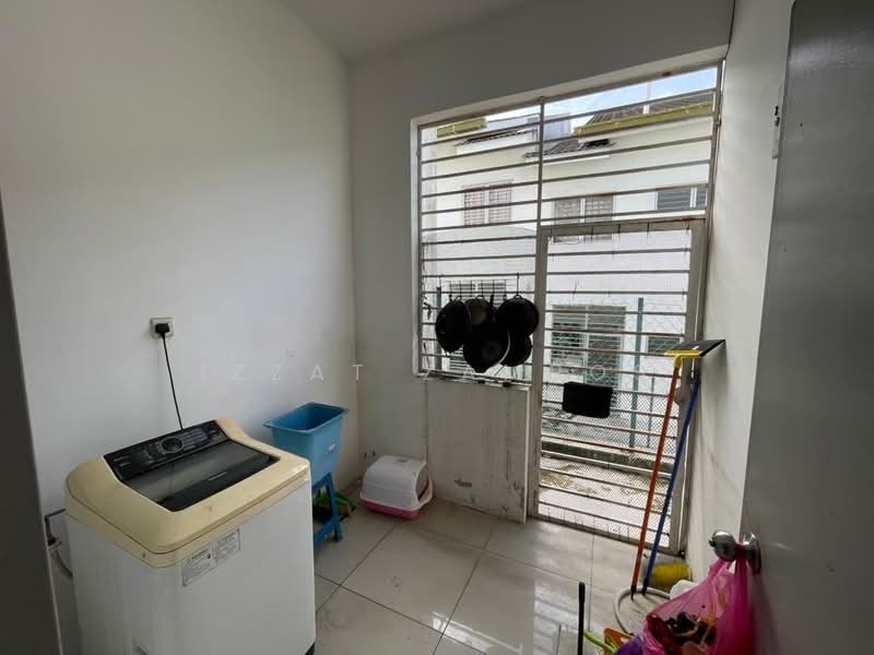 Rumah Teres 2 Tingkat untuk Dijual di Aman Putri (Sungai Buloh) - Izzat Zamros - Interior - PropertyGuru.com.my