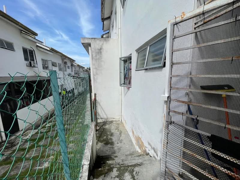 Rumah Teres 2 Tingkat untuk Dijual di Aman Putri (Sungai Buloh) - Izzat Zamros - Exterior - PropertyGuru.com.my
