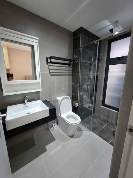 Servis Apartment untuk Disewa di Sunway Belfield - Yvonne Tan - Bathroom - PropertyGuru.com.my