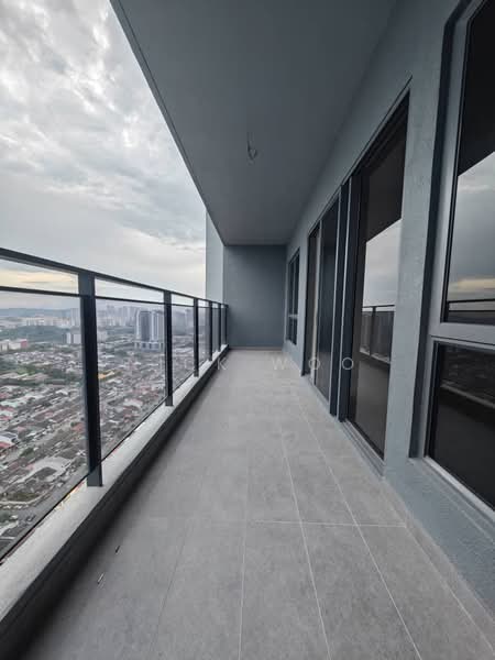 Service Residence for Sale at 8th & Stellar - Nick Woo - Balcony - PropertyGuru.com.my