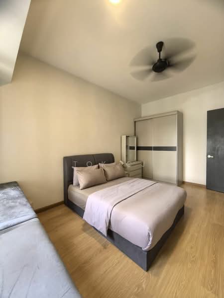 Kondominium untuk Dijual di Amberside @ Country Garden Danga Bay - Tok CJ - Bedroom - PropertyGuru.com.my