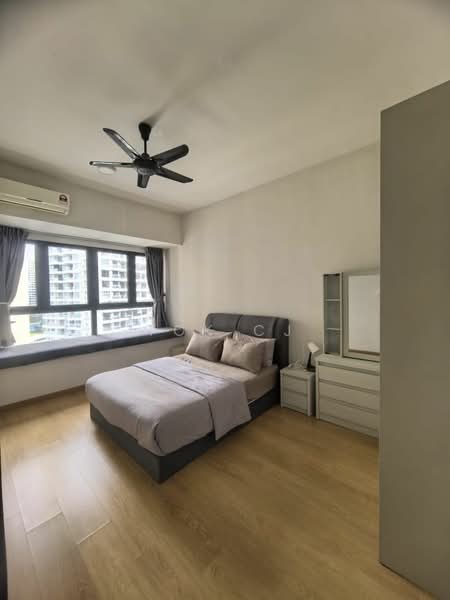 Kondominium untuk Dijual di Amberside @ Country Garden Danga Bay - Tok CJ - Bedroom - PropertyGuru.com.my