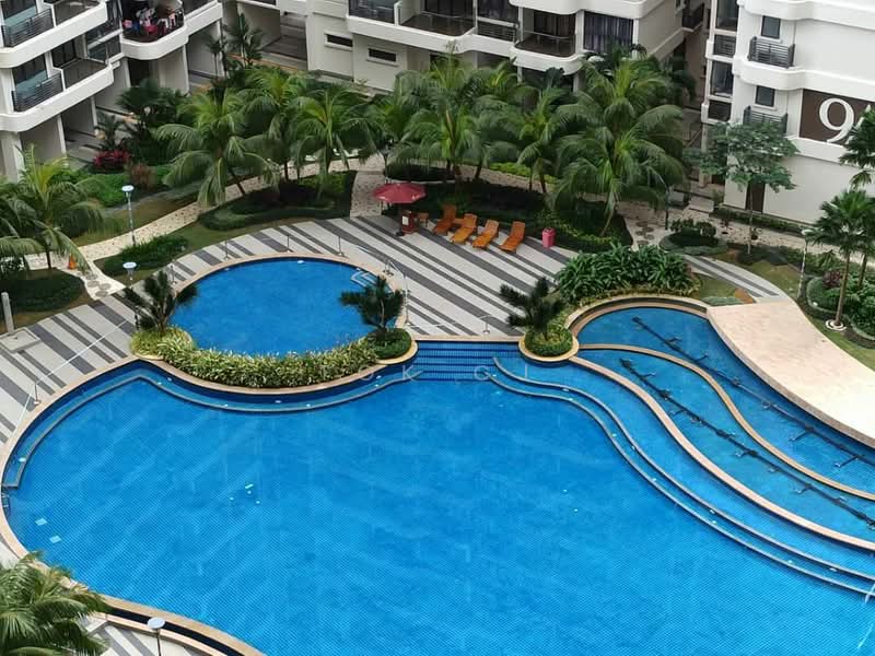 Kondominium untuk Dijual di Amberside @ Country Garden Danga Bay - Tok CJ - Pool - PropertyGuru.com.my