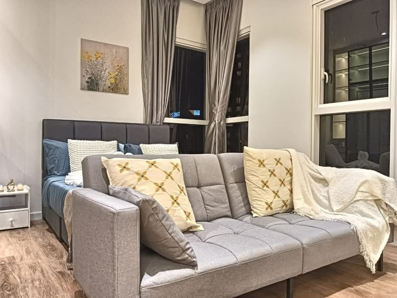 Servis Apartment untuk Disewa di Quill Residence - Calvin Poh - Living Room - PropertyGuru.com.my