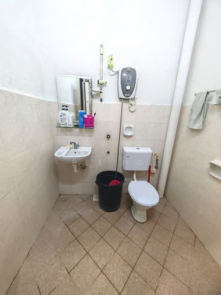 Rumah Teres 1 Tingkat untuk Dijual di Iskandar Puteri (Nusajaya) (Johor) - Bee Ng - Bathroom - PropertyGuru.com.my