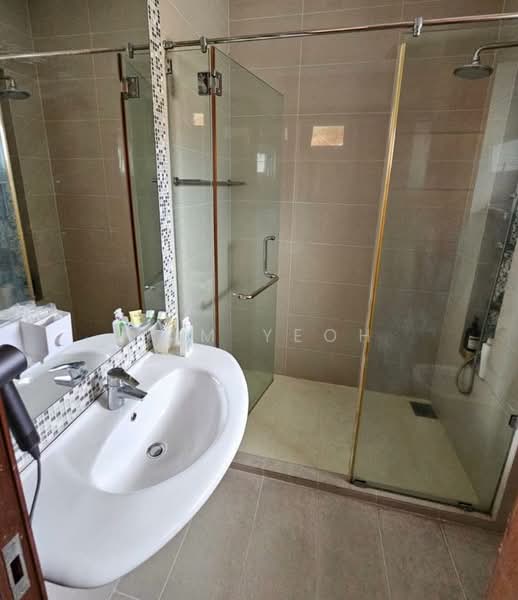 Rumah Berkembar untuk Dijual di Gelugor (Penang) - Sam Yeoh - Bathroom - PropertyGuru.com.my