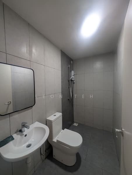 Servis Apartment untuk Disewa di Tuan 2egacy - Leon Teh - Bathroom - PropertyGuru.com.my