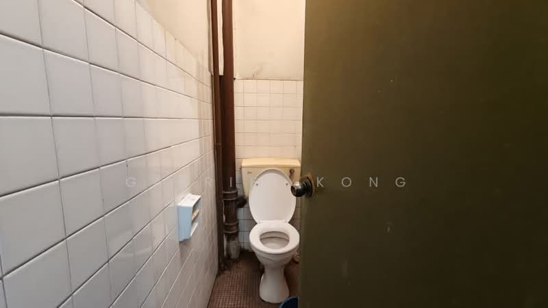 2-storey Terraced House for Sale in Damansara Heights (Kuala Lumpur) - Gabriel Kong - Bathroom - PropertyGuru.com.my